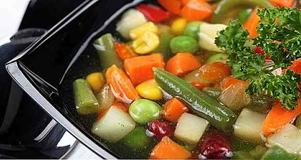 8 recettes de soupe aux légumes légers