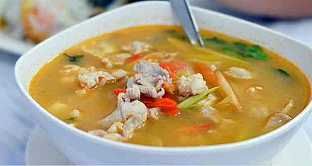 10 recettes de soupe au poulet avec légumes légers