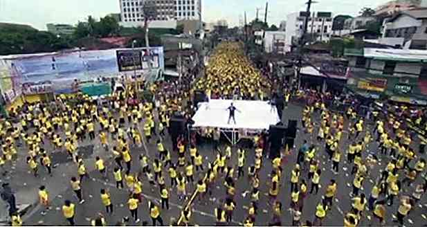 Les Philippins battent le record de la plus grande classe de Zumba au monde